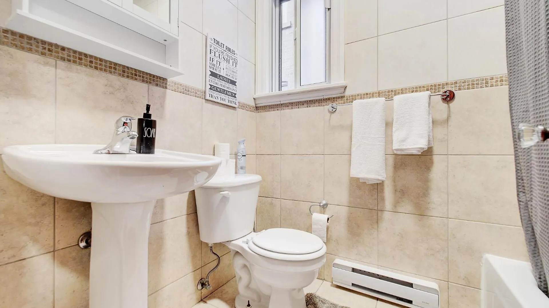 Great 3B Unit On Saint-Urbain Apartment Montreal