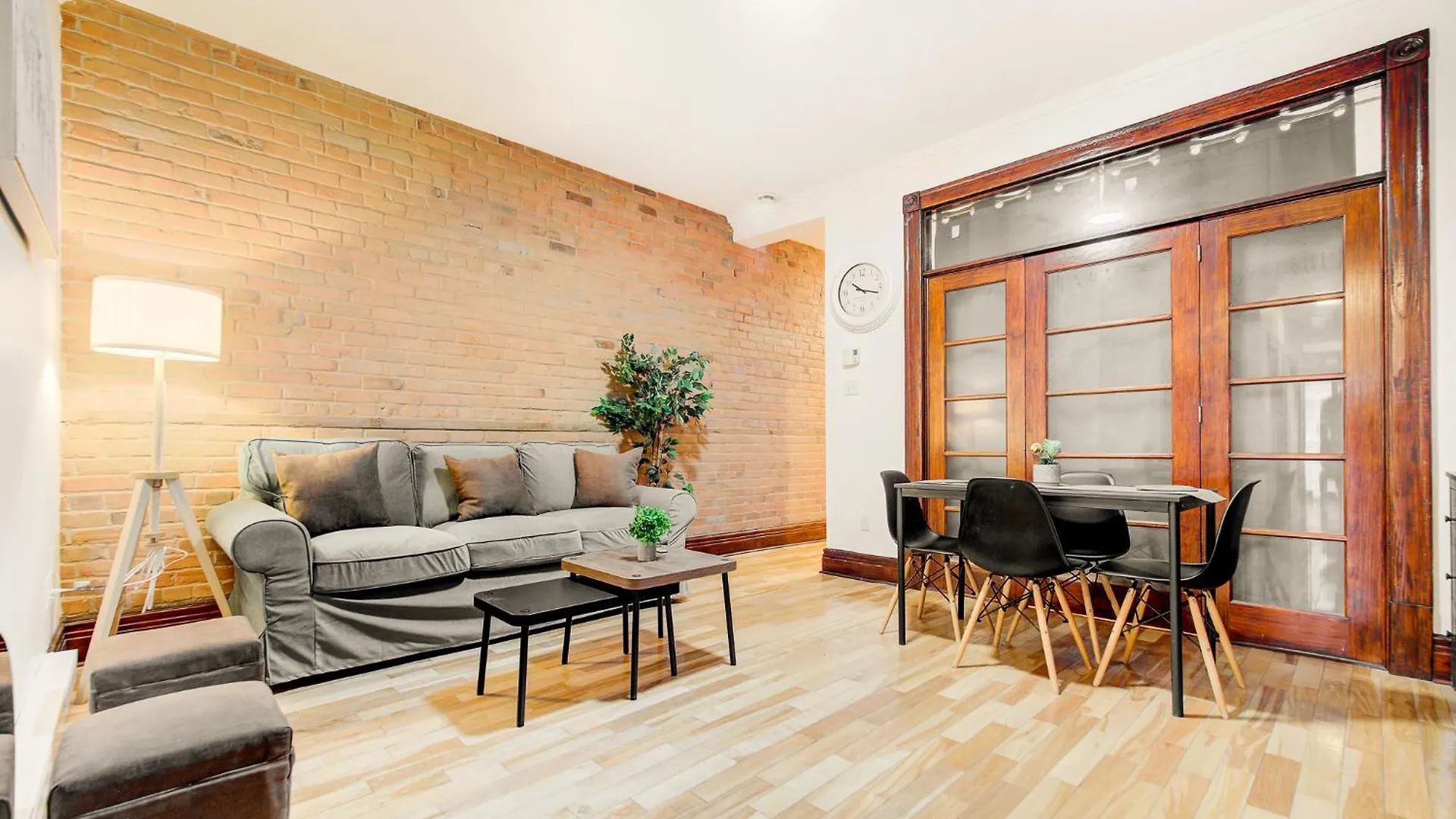 Apartmán Great 3B Unit On Saint-Urbain Montreal